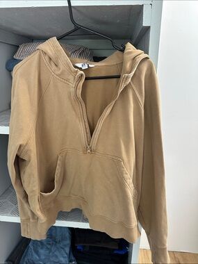 Half-Zip Hooded Sweatshirt in Tan - Brand Joy Lab Size Large